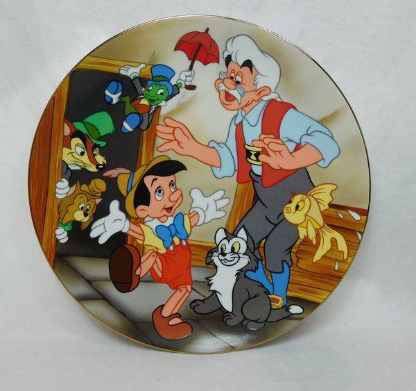 Sammelteller Plate / Kenleys Ltd / Pinocchio