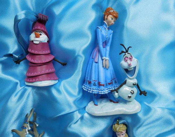 disney Ornament Wei´hnachtsbaumschmuck Olaf taut auf 5 Figuren