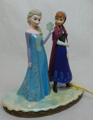 Figur aus Eiskönigin Anna und Elsa