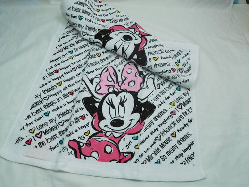 Handtuch Towels Geschirrtuch : Minnie Mouse mit Herzen