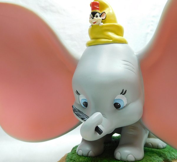 Take Flight (Dumbo, Timothy, Jim Crow & Brothers Figurine)