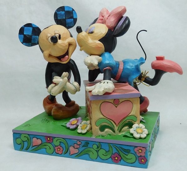 Disney Enesco Traditions Jim Shore Mickey and Minnie Mouse Kissing Both 6000970