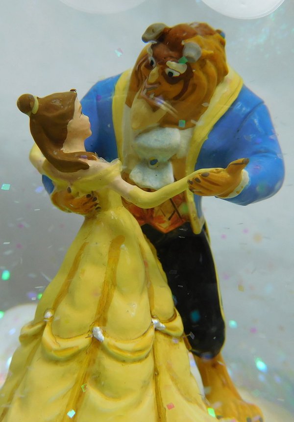 Enesco Disney Figur Showcase : Die schöne und das Biest Schneekugel