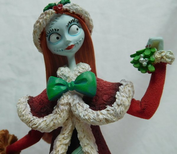 Enesco Disney Figur Showcase  Nightmare before Christmas : Sally Christmas
