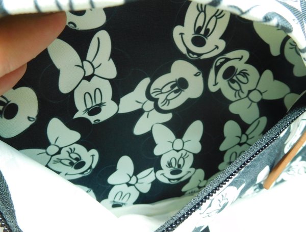 Disney Rucksack VADOBACK Minnie Mouse schwarz mit weißen Köpfen