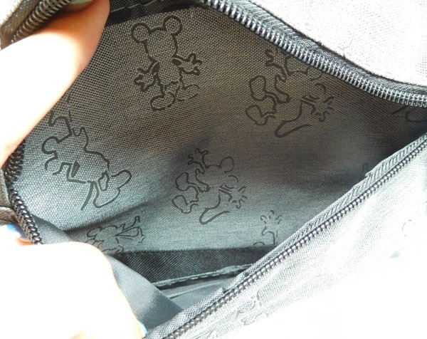 Disney Mini Rucksack VADOBACK : Mickey Mouse grau mit grauer Silhoutte