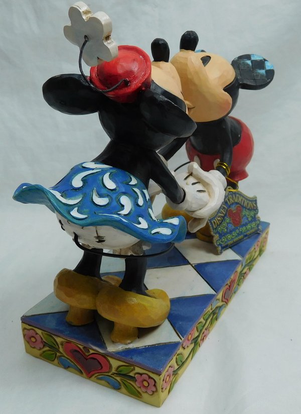 Disney Enesco Traditions Jim Shore 4013989 Mickey & Minnie mouse "Smooth for my Sweetie"