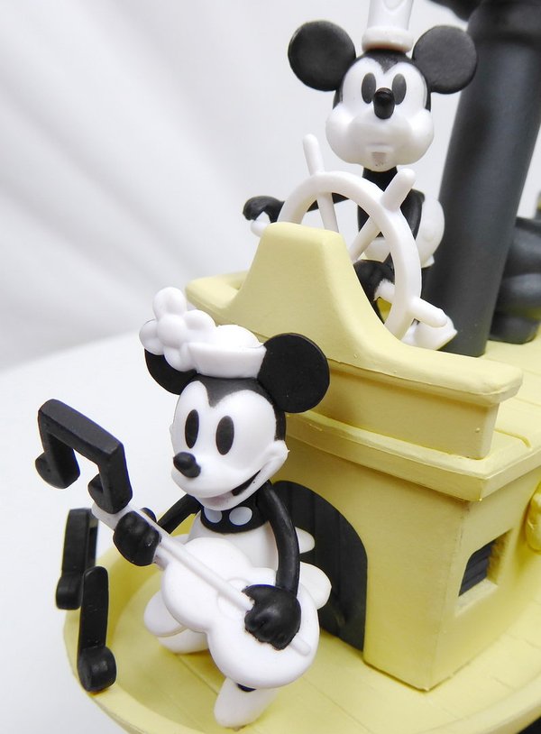 Steamboat Willie D-Stage PVC Diorama Micky & Minnie 15 cm