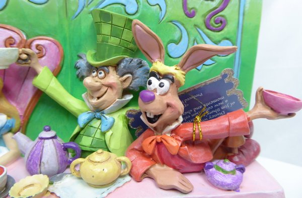 Disney Enesco Traditions Jim Shore 4062257 Story Book Happy Unbirthday Storybook Alice in Wonderland