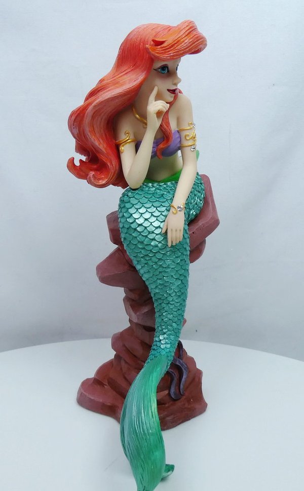 Disney Enesco Showcase Figure Haute Couture: Ariel on Rocks 6005685
