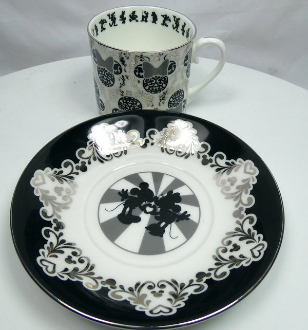 Disney English Ladies Co Porzellan Tasse und Untertasse Minnie Tee Set Vintage