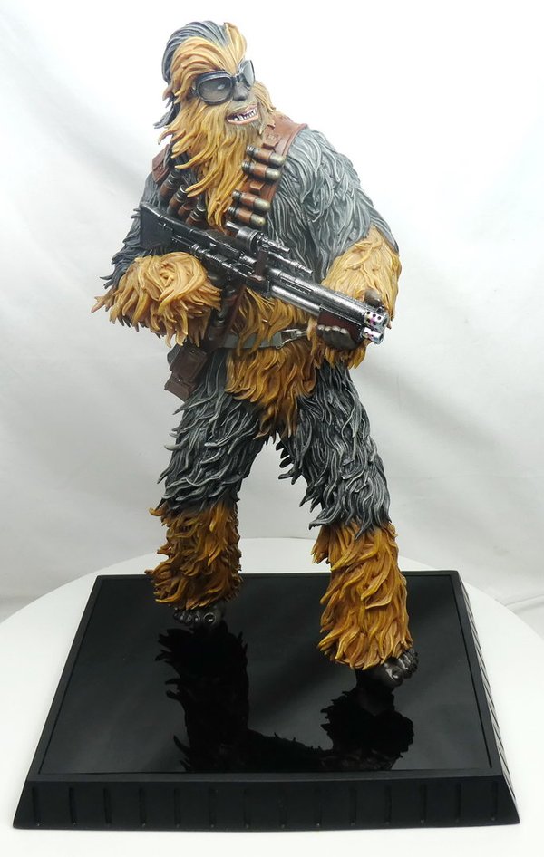 Star Wars Movie Milestones Statue 1/6 Chewbacca 36 cm