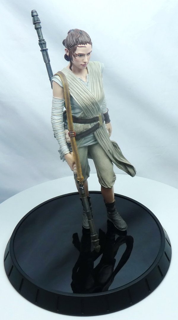 Star Wars Movie Milestones Statue 1/6 The Force Awakens Rey 28 cm