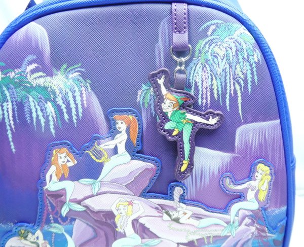Disney Loungefly Rucksack Daypack WDBK1017 Peter Pan mit Meerjungfrauen