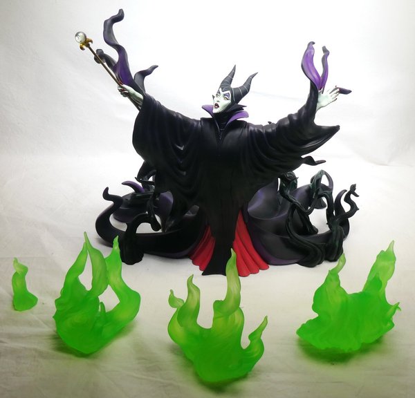 Disney Enesco Grand Jester 6003655 Maleficent