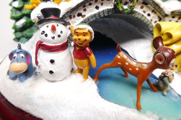 Disney Bradford Weihnachten mit Mickey Minnie Schneewittchen Bambi Winnie