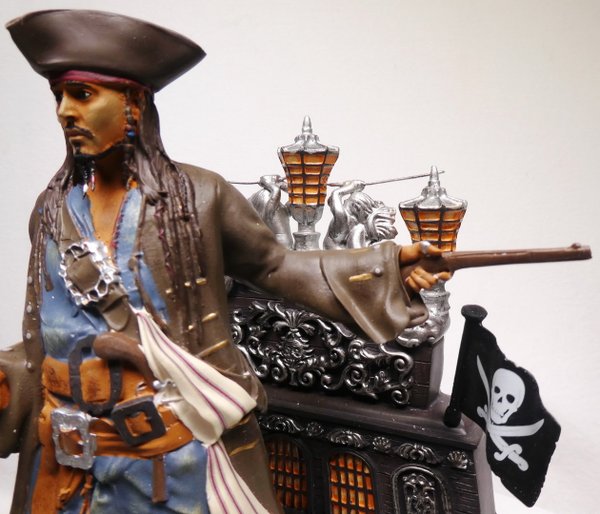 Disney Bradford Pirates of the Caribbean Captain Jack Sparrow Collection