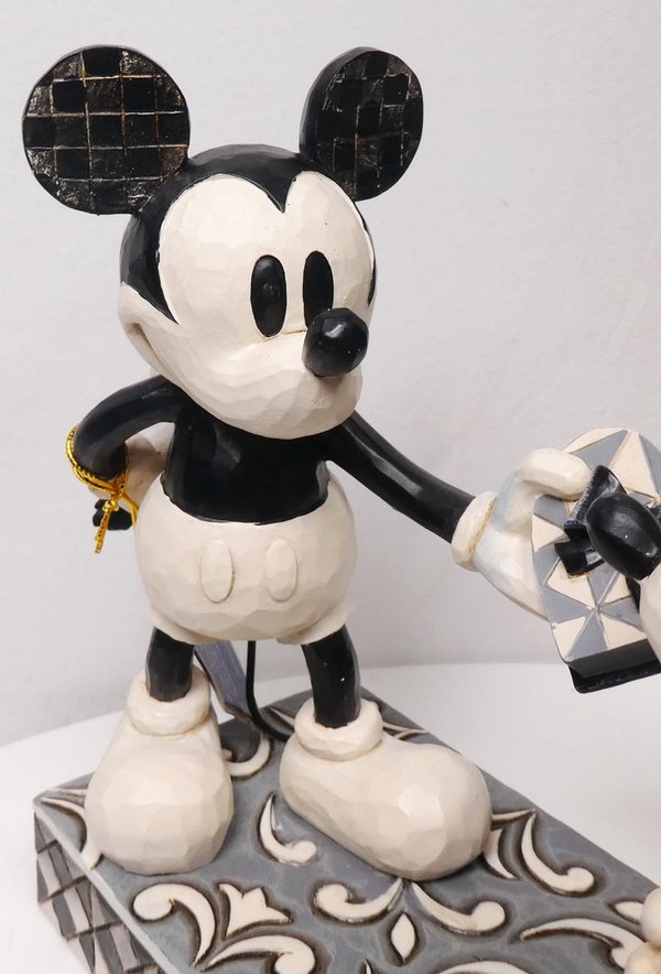 Disney Enesco Jim Shore Traditions 4009260 Mickey & Minnie "REal Sweetheart"
