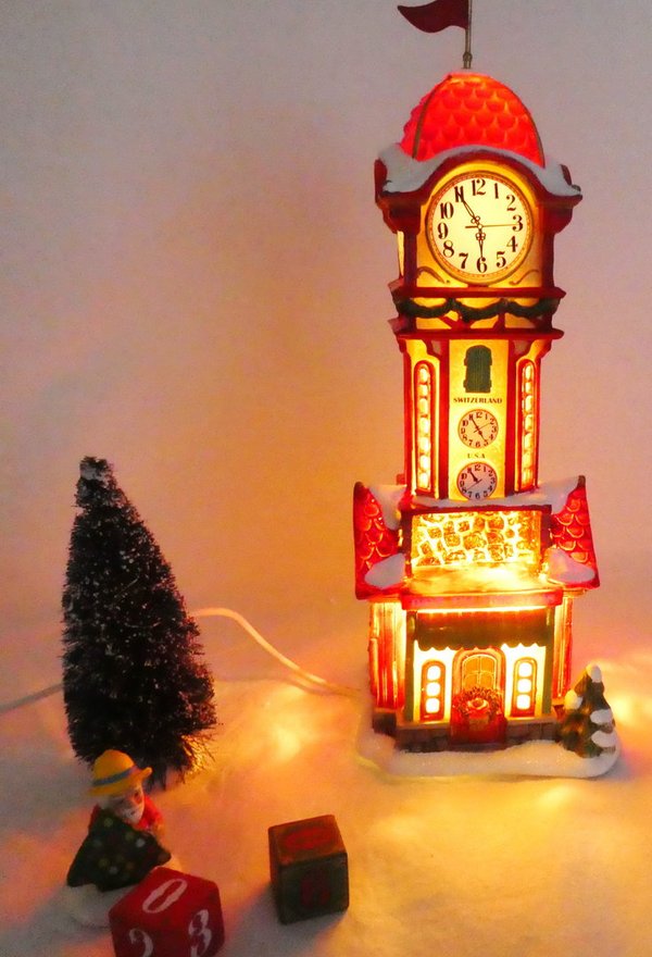Enesco Department 56 North Pole series : Christmas Countdown Tower