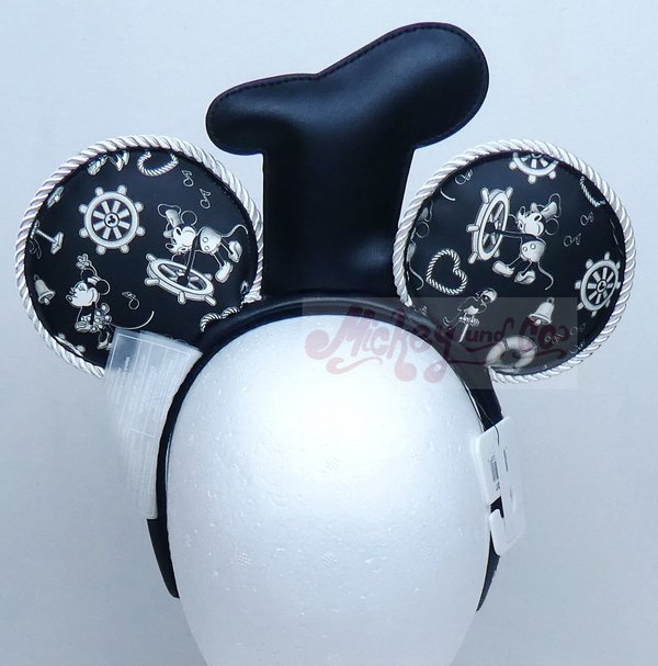 Disney Loungefly EARS WDHB0087 Mickey Mouse Steamboat Willy Hut