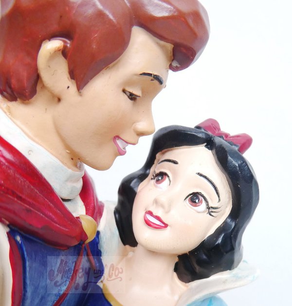 Disney Enesco Traditions Jim Shore Figur :  6013069 The Fairest Love  Schneewittchen und Prinz