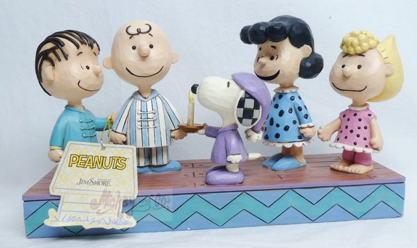 Enesco Peanuts by Jim Shore : 6013046 Peanunts Gang in Christmas PJ's Figurine