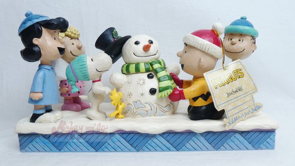 Enesco Peanuts par Jim Shore : 6013040 Gane construisant une figurine de bonhomme de neige