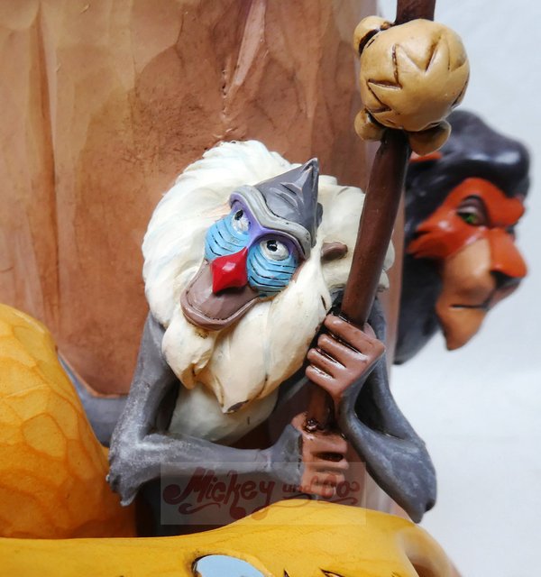 Figurine Disney Enesco Traditions Jim Shore : 6014329 Rocher de la fierté sculpté par le Roi Lion en